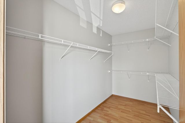 15687 Finewood Court, Apple Valley, MN 55124