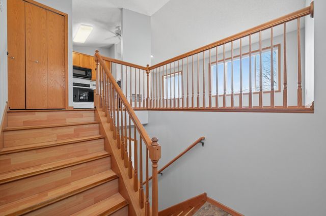 15687 Finewood Court, Apple Valley, MN 55124