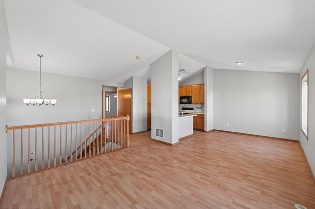 15687 Finewood Court, Apple Valley, MN 55124