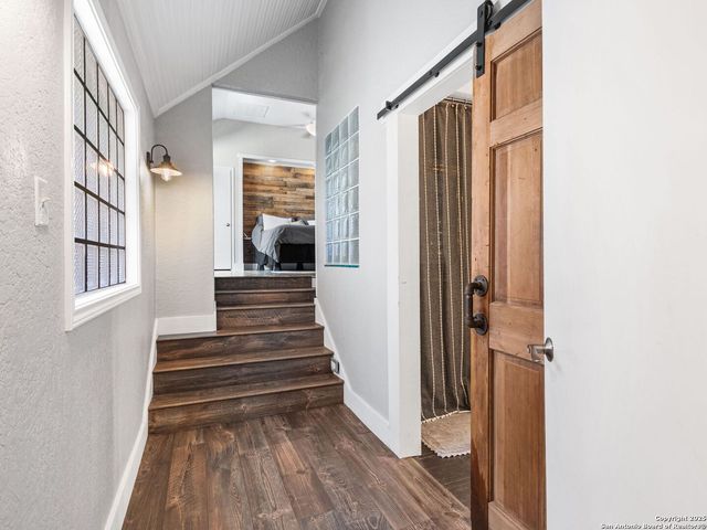 834 Candlewood Cir, New Braunfels, TX 78130