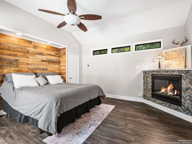 834 Candlewood Cir, New Braunfels, TX 78130