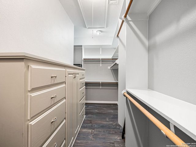 834 Candlewood Cir, New Braunfels, TX 78130