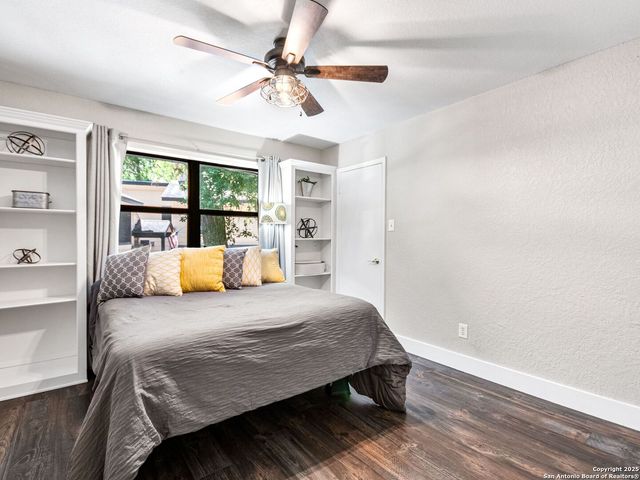 834 Candlewood Cir, New Braunfels, TX 78130