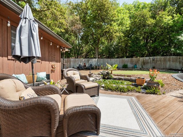 834 Candlewood Cir, New Braunfels, TX 78130