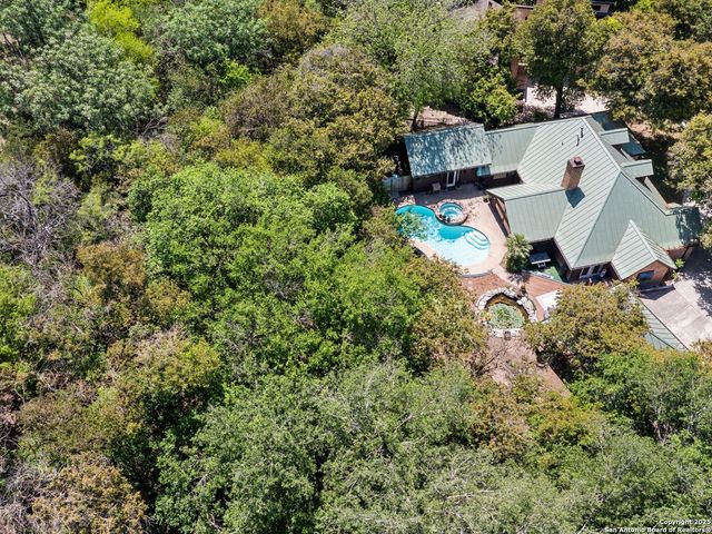 834 Candlewood Cir, New Braunfels, TX 78130