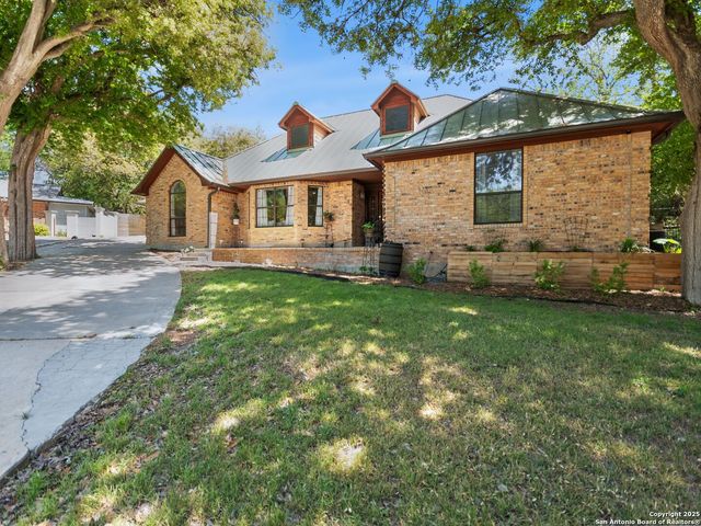 834 Candlewood Cir, New Braunfels, TX 78130
