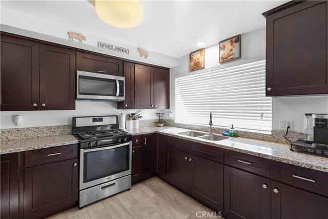 1512 Cole, Highland, CA 92346