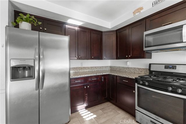 1512 Cole, Highland, CA 92346