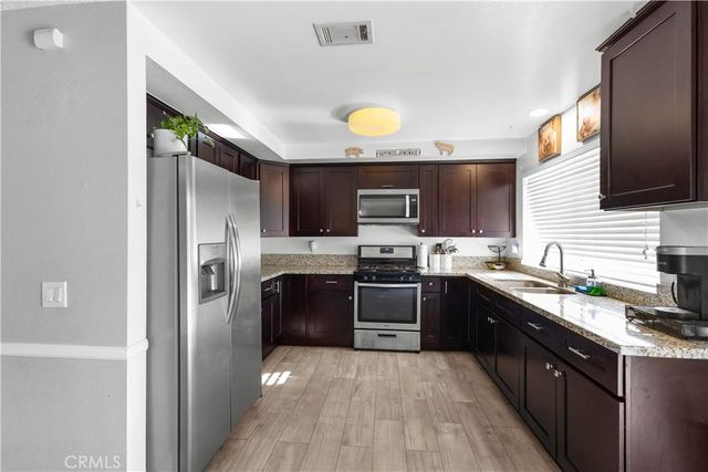 1512 Cole, Highland, CA 92346