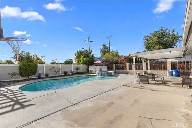 1512 Cole, Highland, CA 92346