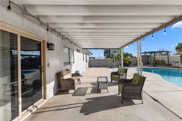 1512 Cole, Highland, CA 92346