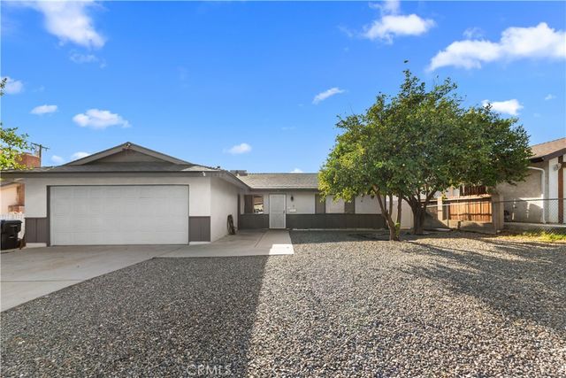 1512 Cole, Highland, CA 92346