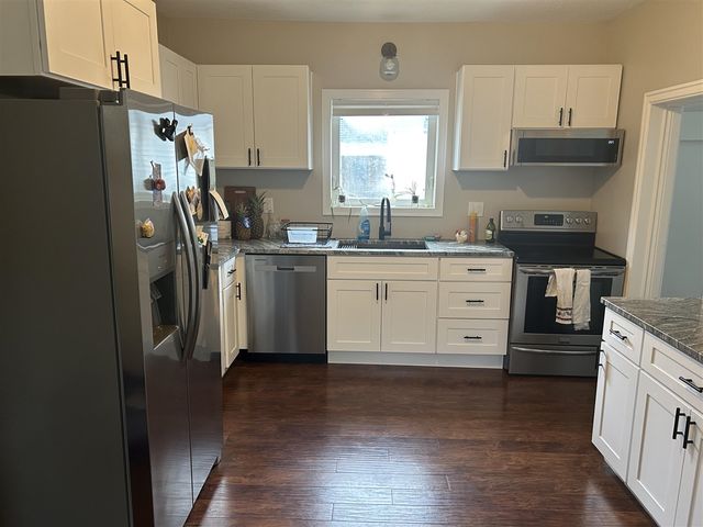 45 E 18th Street, Holland, MI 49423