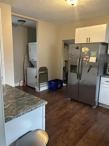 45 E 18th Street, Holland, MI 49423