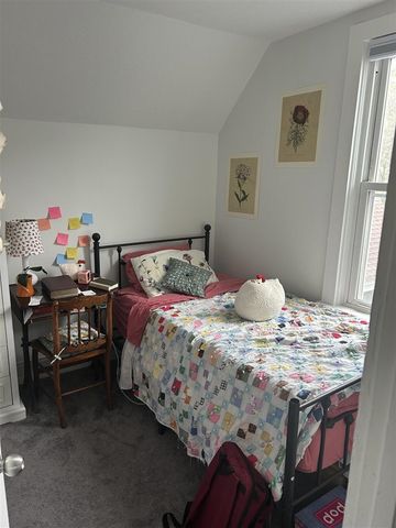 45 E 18th Street, Holland, MI 49423