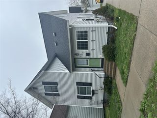 45 E 18th Street, Holland, MI 49423
