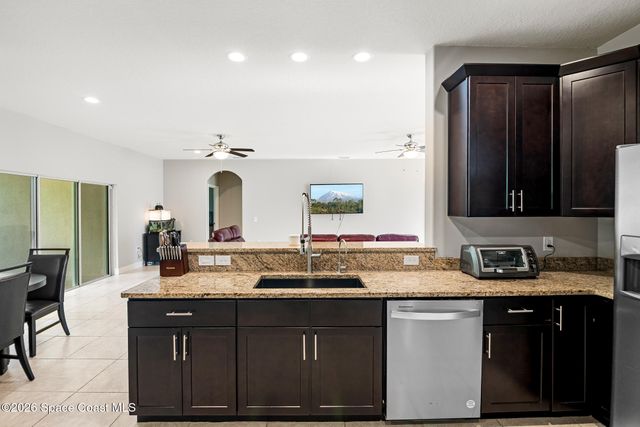 486 Avocado Road NW, Palm Bay, FL 32907