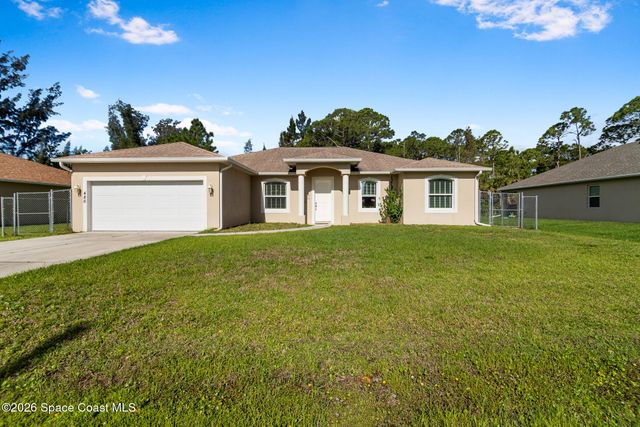 486 Avocado Road NW, Palm Bay, FL 32907