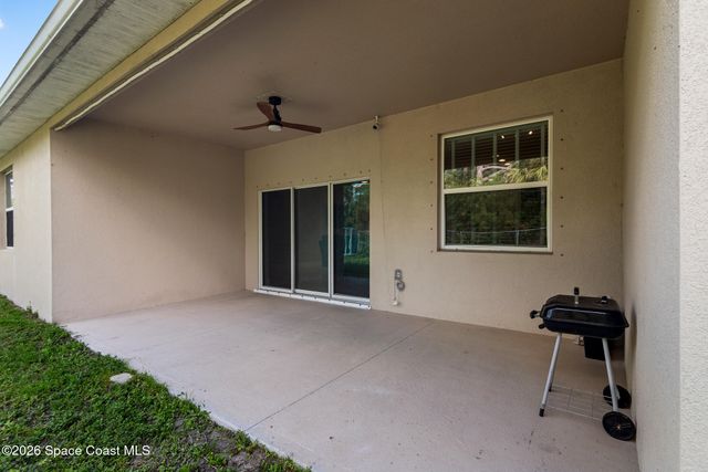 486 Avocado Road NW, Palm Bay, FL 32907