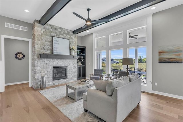 15229 W 168th Place, Olathe, KS 66062