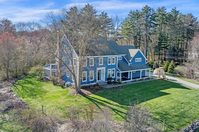102 River Rd, Topsfield, MA 01983
