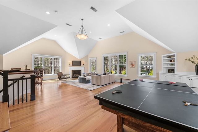 102 River Rd, Topsfield, MA 01983