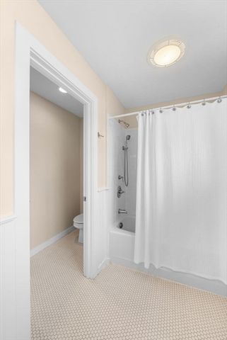 102 River Rd, Topsfield, MA 01983
