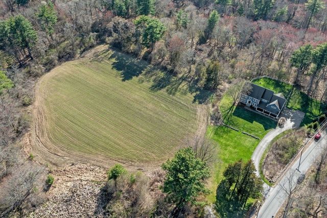 102 River Rd, Topsfield, MA 01983