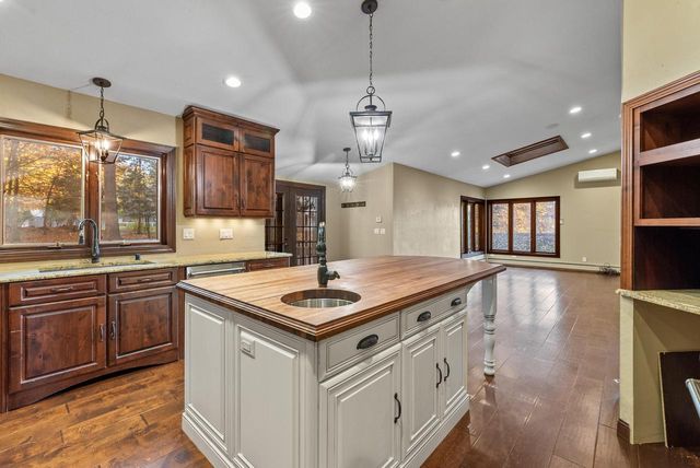 1131 Zientek LANE, Sheboygan, WI 53081