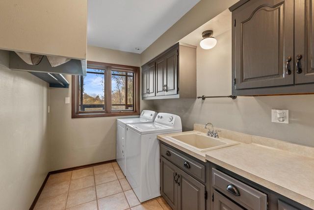 1131 Zientek LANE, Sheboygan, WI 53081