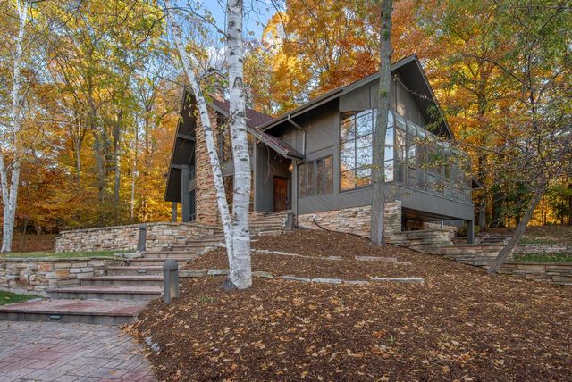 1131 Zientek LANE, Sheboygan, WI 53081