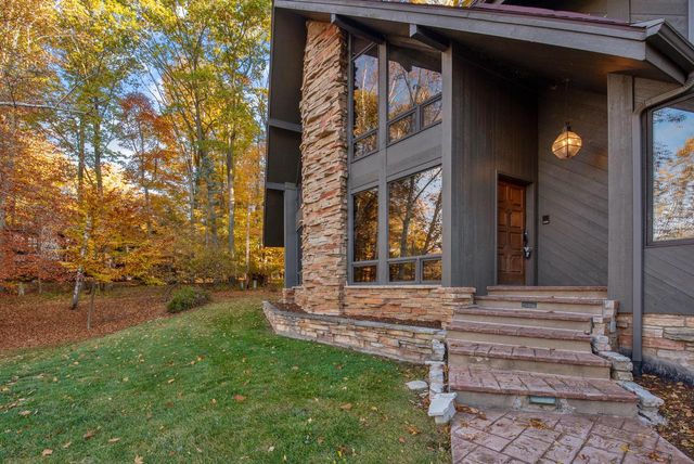 1131 Zientek LANE, Sheboygan, WI 53081