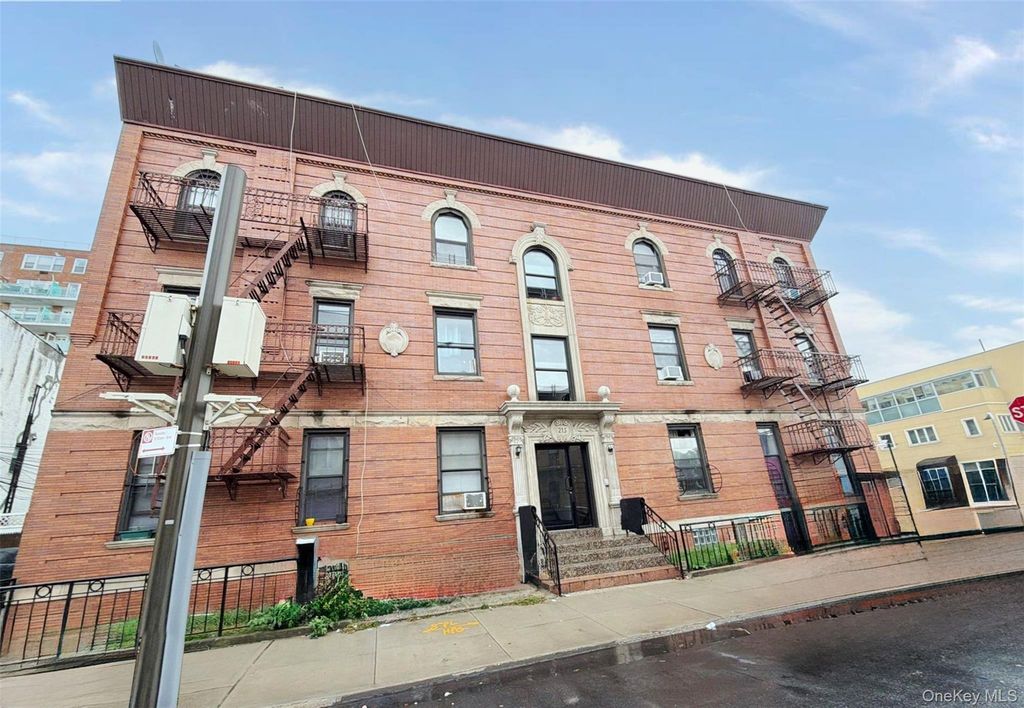 215 Bay 23rd Street 2A, Brooklyn, NY 11214 — photo 2