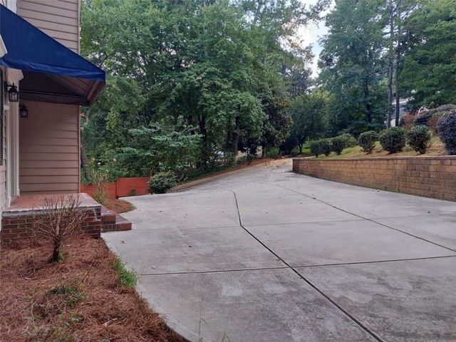 3188 Country Club Court, Kennesaw, GA 30144