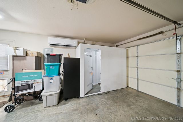 2251 S Osage Avenue, Skiatook, OK 74070