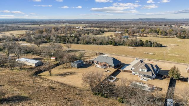 2251 S Osage Avenue, Skiatook, OK 74070