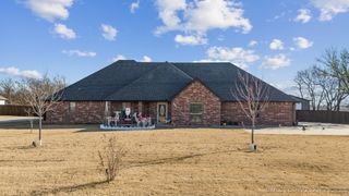2251 S Osage Avenue, Skiatook, OK 74070