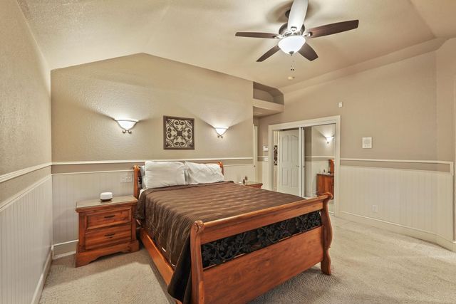 950 Cologne Ct, Lodi, CA 95242