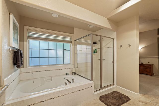 950 Cologne Ct, Lodi, CA 95242
