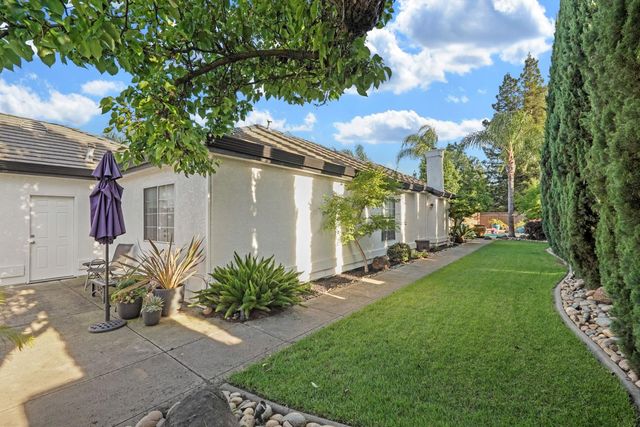 950 Cologne Ct, Lodi, CA 95242
