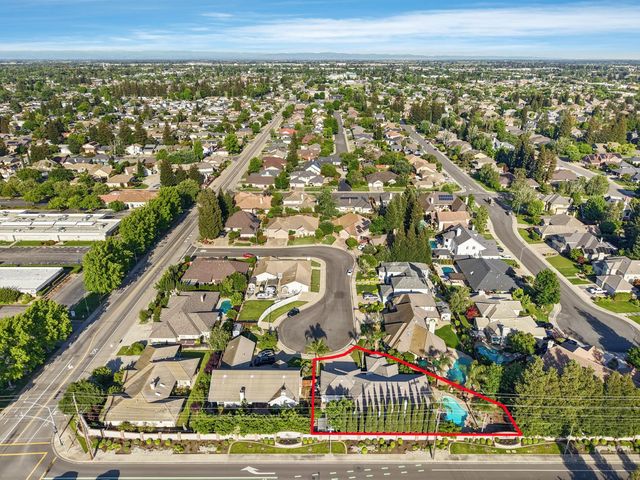 950 Cologne Ct, Lodi, CA 95242