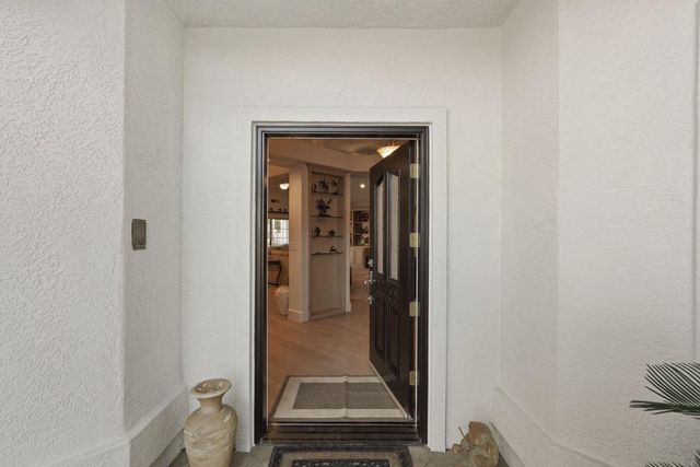 950 Cologne Ct, Lodi, CA 95242