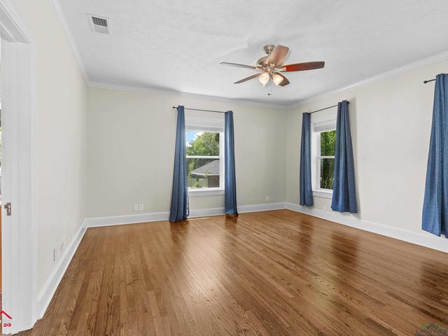 1609 Old Nacogdoches Rd, Henderson, TX 75654