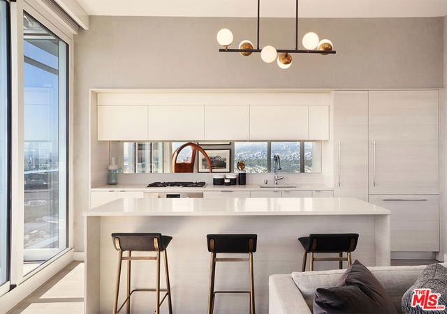 10000 Santa Monica Boulevard 2205, Los Angeles, CA 90067