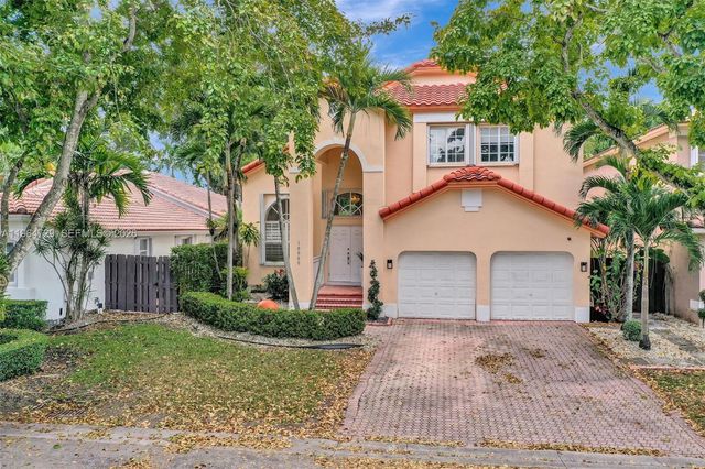 10880 NW 58th Ter, Doral, FL 33178
