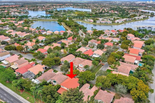 10880 NW 58th Ter, Doral, FL 33178