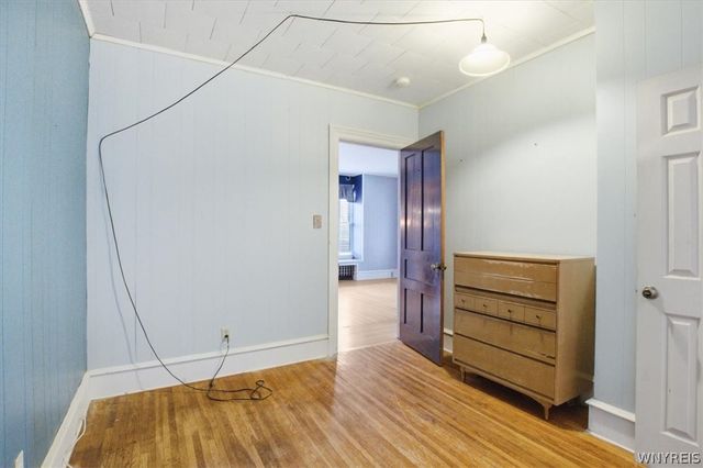 9918 Cayuga Drive, Niagara Falls, NY 14304