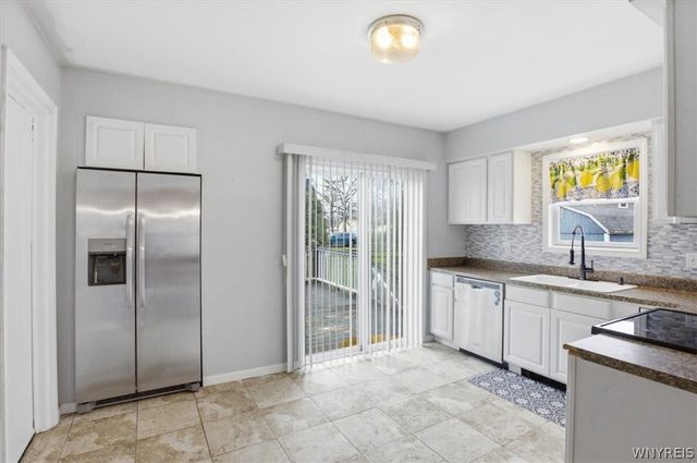 9918 Cayuga Drive, Niagara Falls, NY 14304