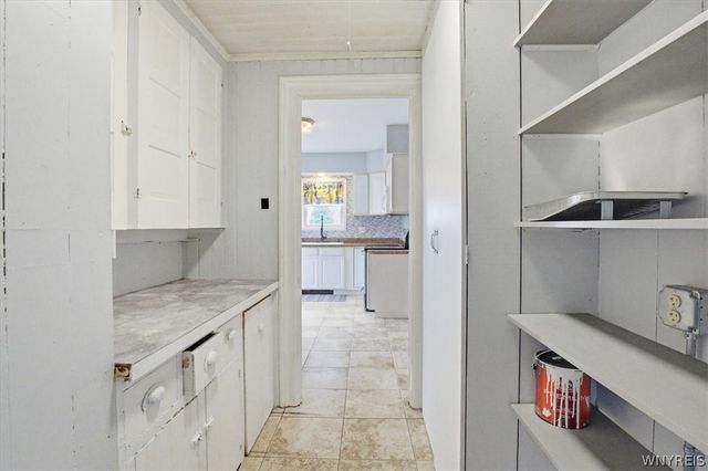 9918 Cayuga Drive, Niagara Falls, NY 14304