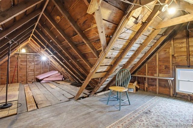 9918 Cayuga Drive, Niagara Falls, NY 14304